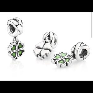 Pandora Charm Four Leaf